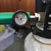 Oxygen flow regulator