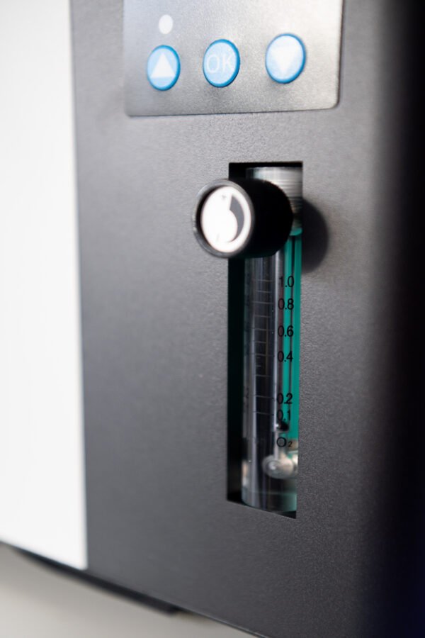Oxygen Concentrator Low Oxygen flow 0.1-1l for Ozone therapy, Generate Oxygen, use with any ozone generator.